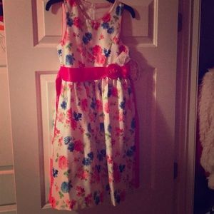 BRAND NEW Girl Flower Spring Dress