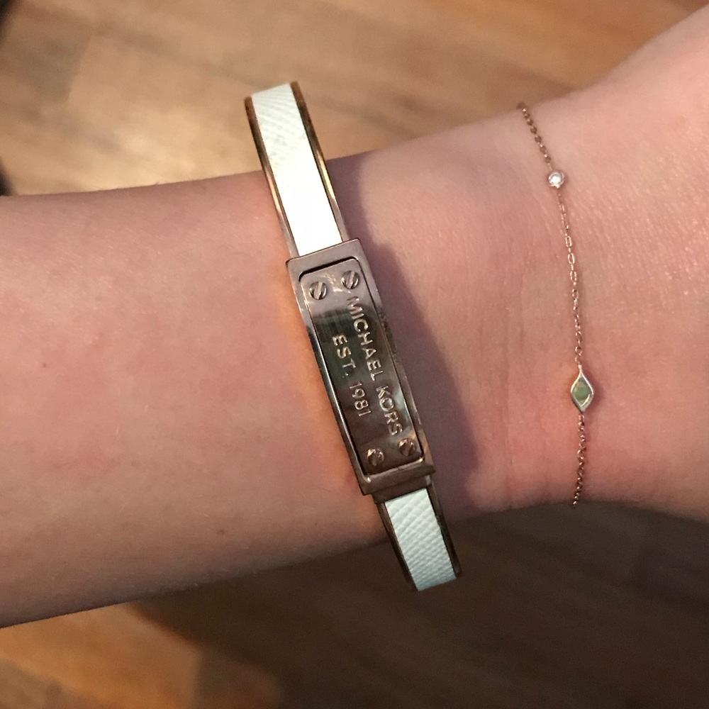 Michael Kors White and Gold bracelet!