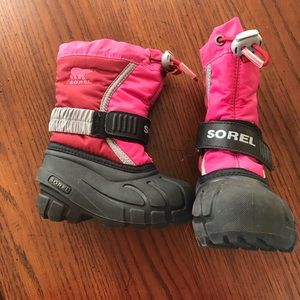 Toddler girl boots.