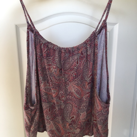 tank top - Picture 2 of 3