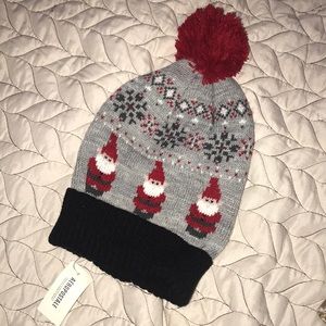 Aeropostale Santa Design Skull Hat