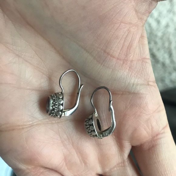 Sterling silver & purple drop earrings - Picture 5 of 5