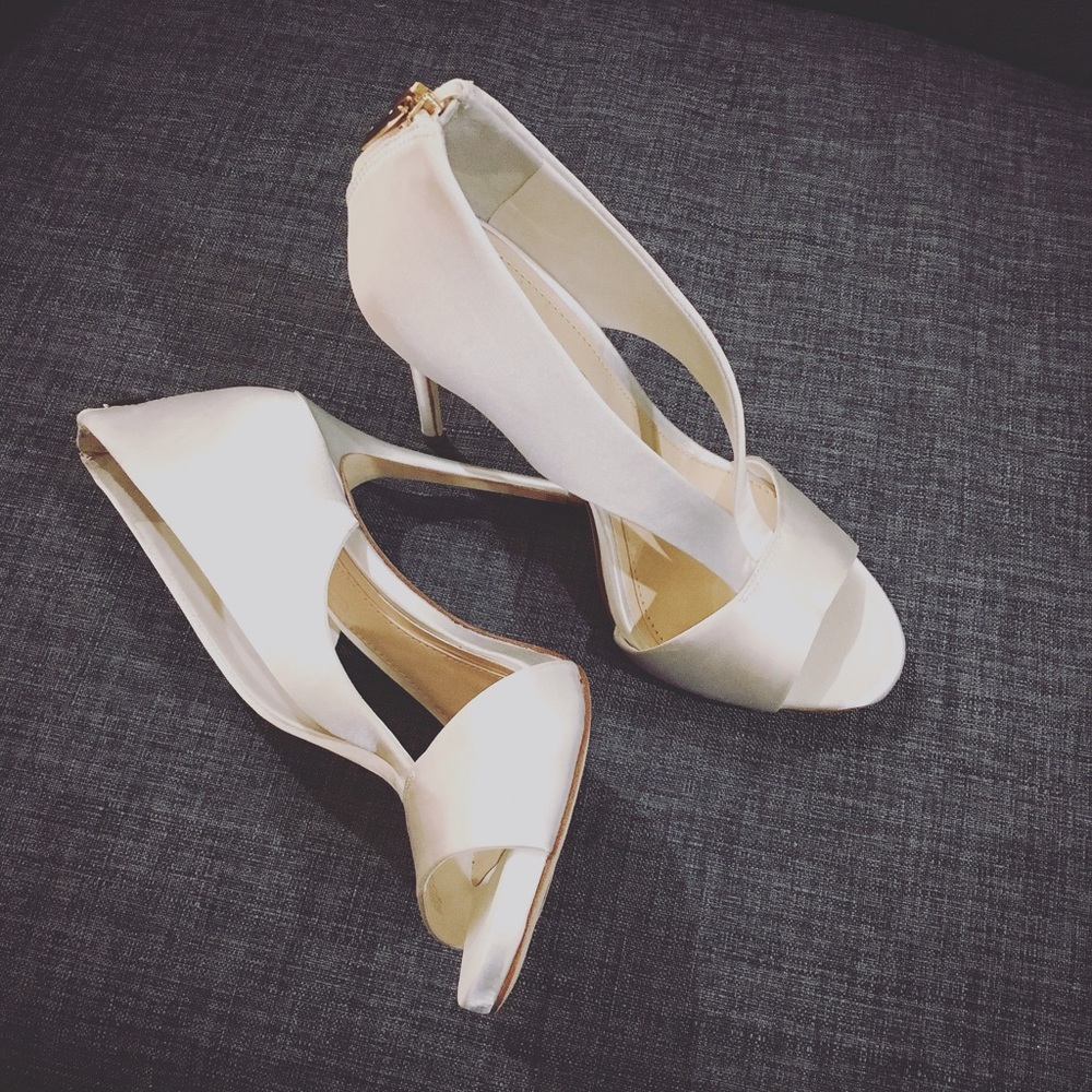 Vince Camuto pumps (Joyce)