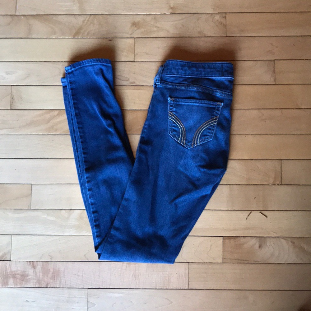 Dark wash hollister jeans