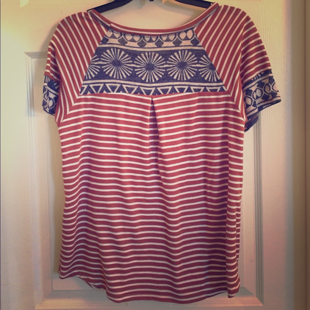 Fall striped knit shirt