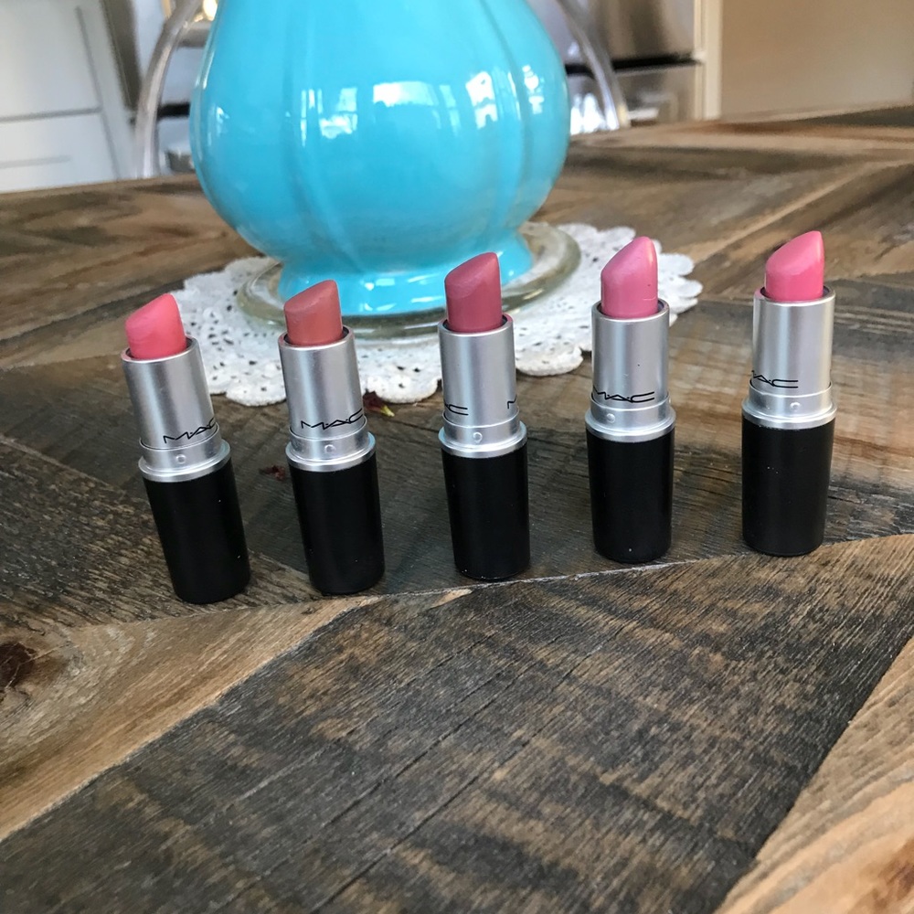 5 matte MAC lipsticks.