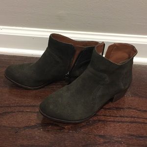 NWOT Lucky Brand Booties
