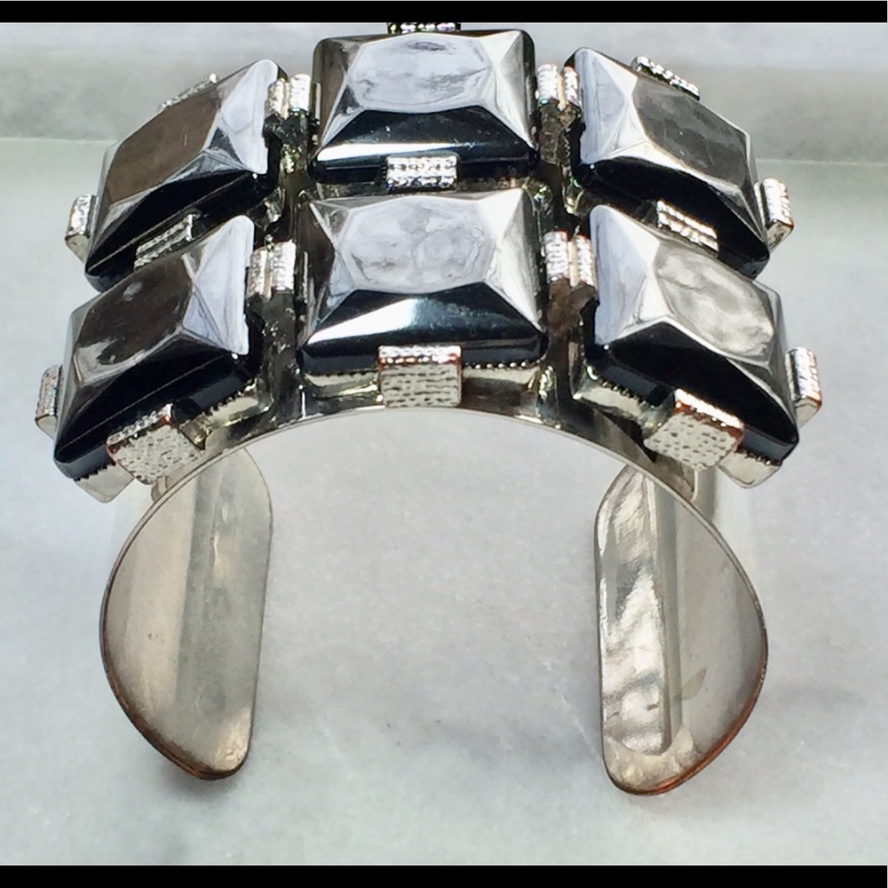 🔗Gunmetal Cuff Bracelet🔗