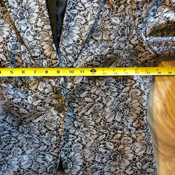 2x Host Pic ๐Gorgeous Tailored blazer๐ - Picture 6 of 7