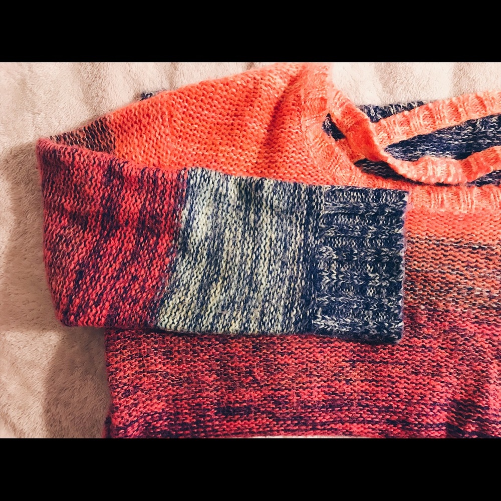 LA Colored Sweater