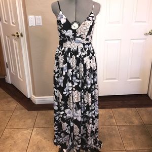 Floral backless maxi dress