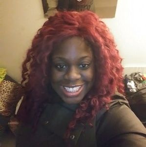 Meet your Posher, Tiffany