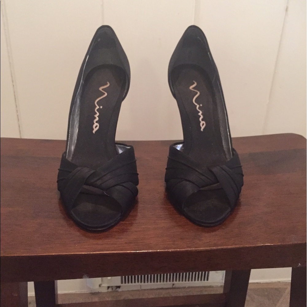 Nina dress shoes