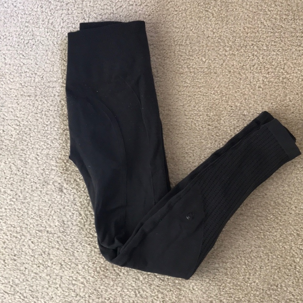Thick Lulu lemon leggings