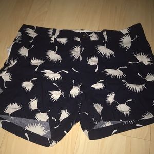 NWOT Dandelion Patterned Shorts