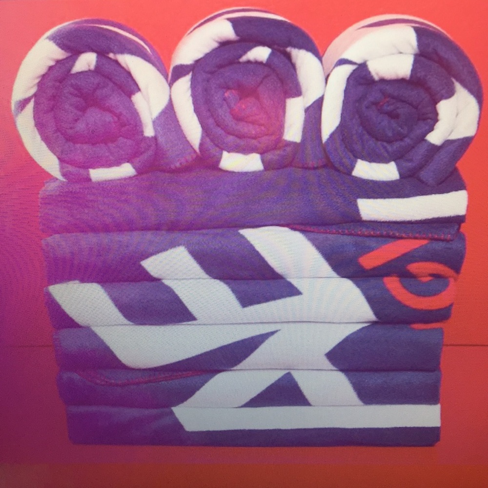 AE Fleece Blanket