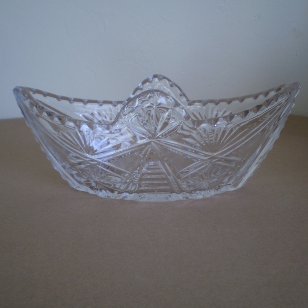crystal boat for candies