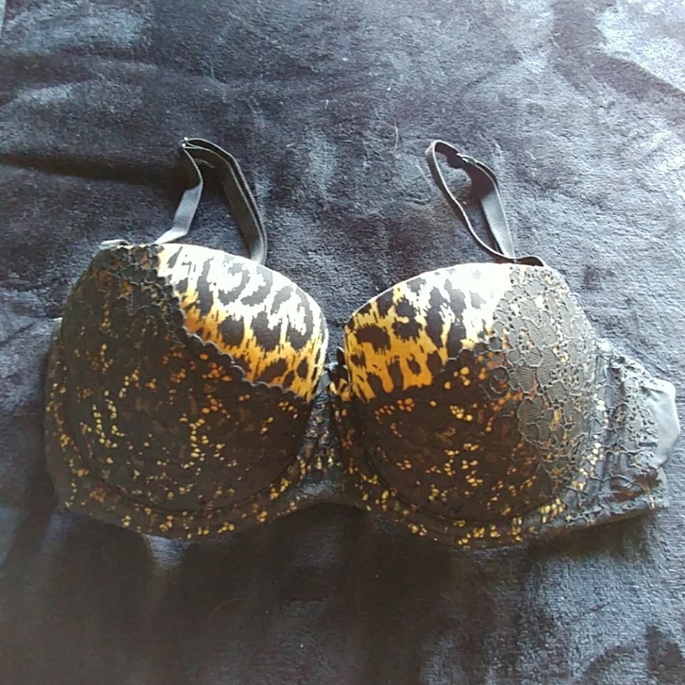 Victoria's Secret Balconet Bra 34D
