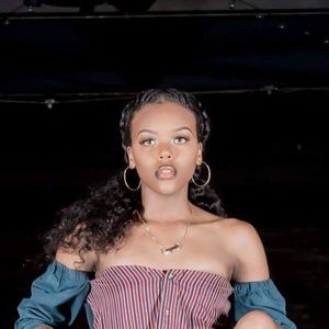 Meet your Posher, Logan