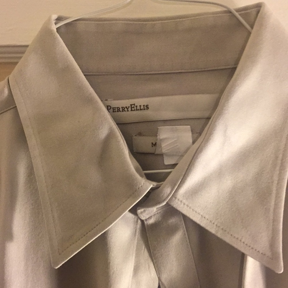 Perry Ellis BUTTON DOWN MENS SHIRT