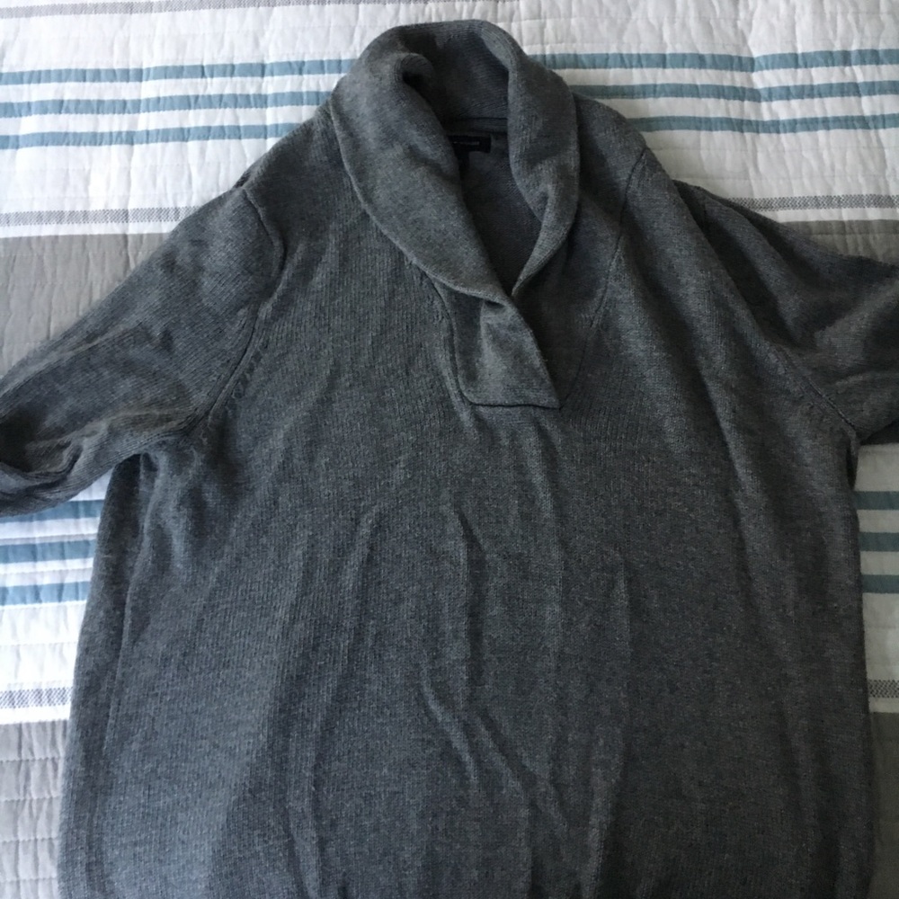 Tommy Hilfiger sweater
