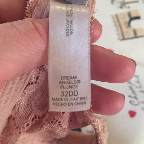 Victoria’s Secret Dream Angels Push Up Bras 32DD - Picture 4 of 8