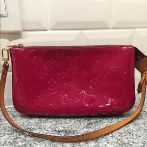 Louis Vuitton vernis Pochette