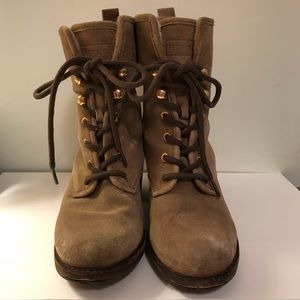 Hunter Heeled Suede Boots