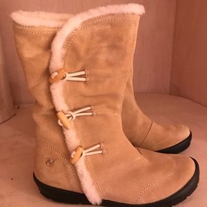 NWT Naturino size 33 US 2 waterproof lined boots