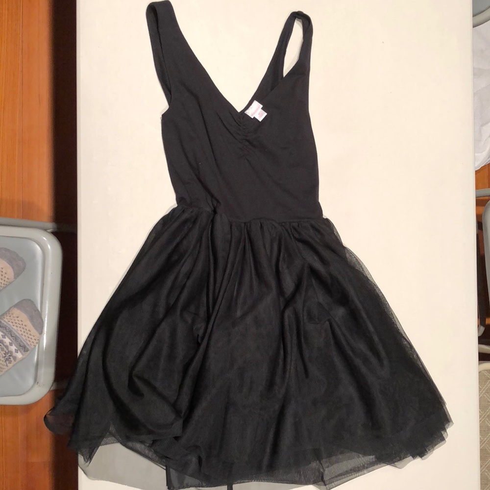 Black fluffy dress
