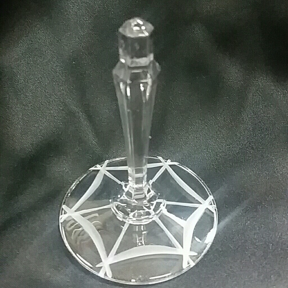 Ring holder hand cut crystal