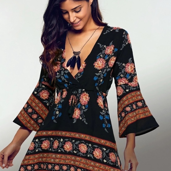 LAST 2!  New Boho Deep V Neck Mini Dress - Picture 2 of 8