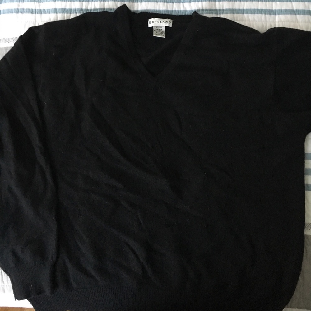 Black cashmere sweater