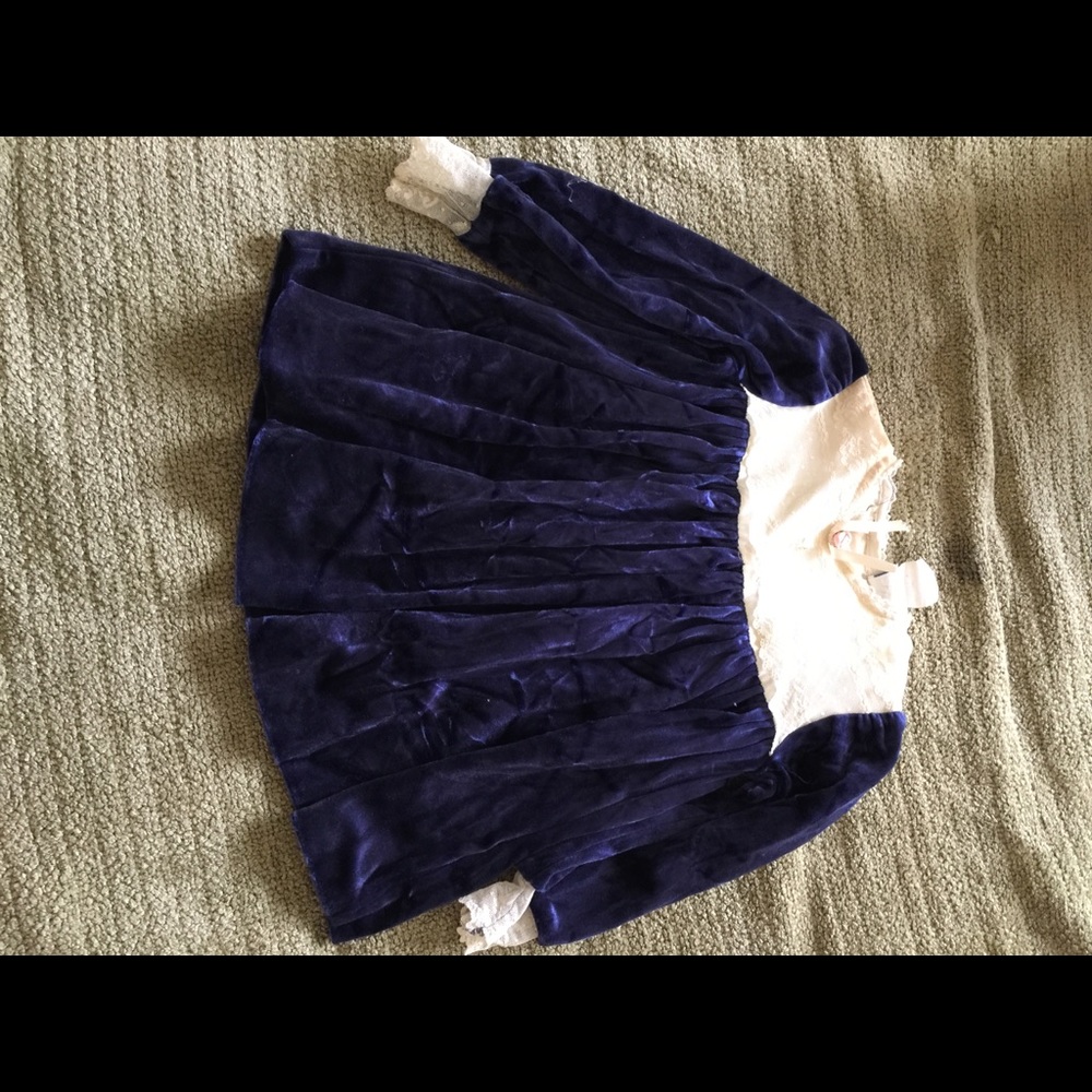 Vintage toddler blue dress with lace