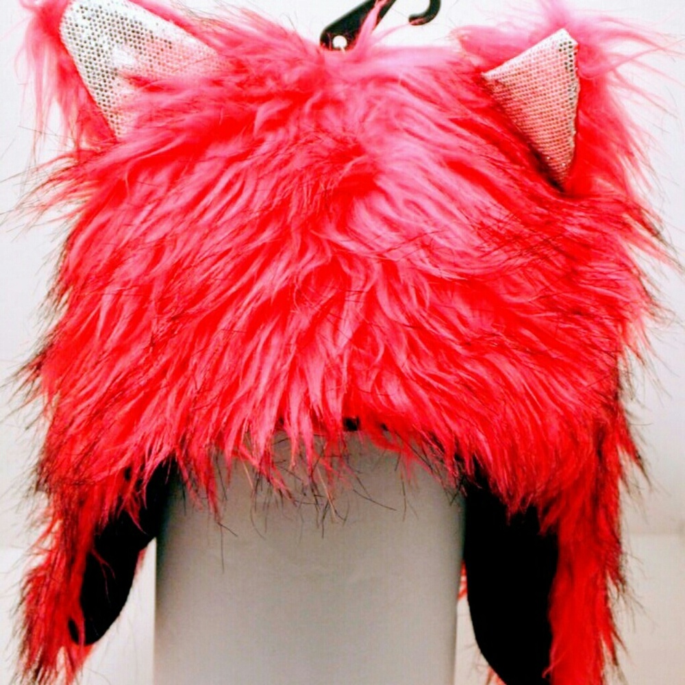 HOST PICK 🎈 WARM FUZZY 🎩