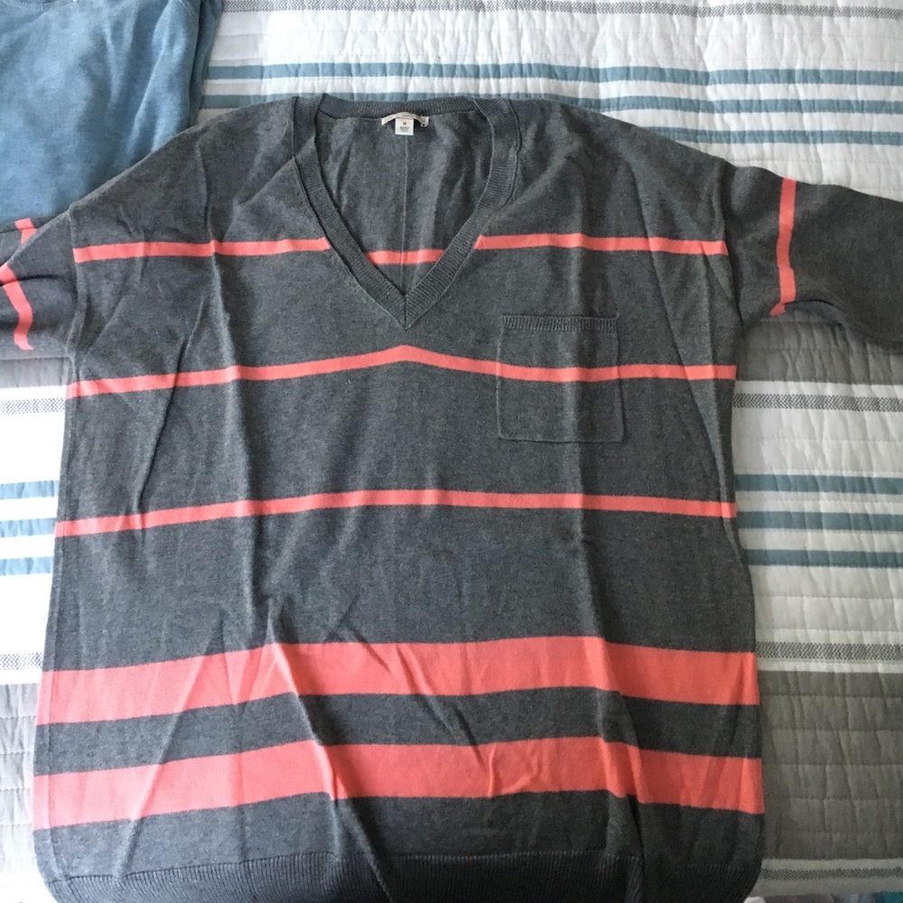 Gap striped v neck sweater