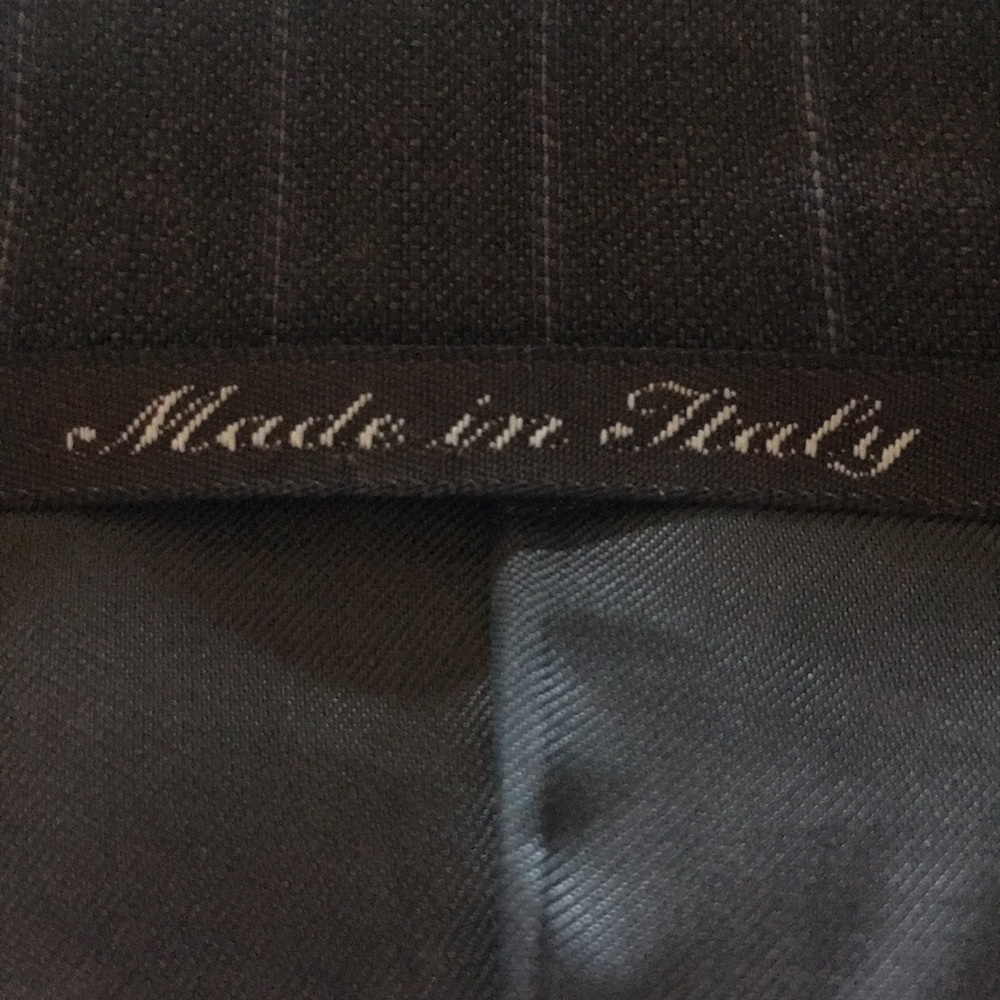 Gorgeous Canali Suit. 42 R - Picture 8 of 8