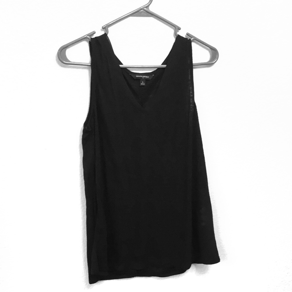 Black tank top *GREAT MATERIAL*