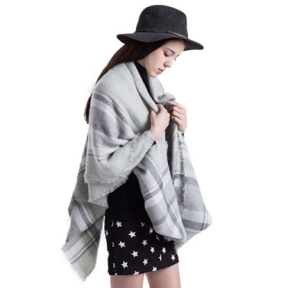 Greyscale Ultra Plush Plaid Blanket Scarf - Picture 3 of 4
