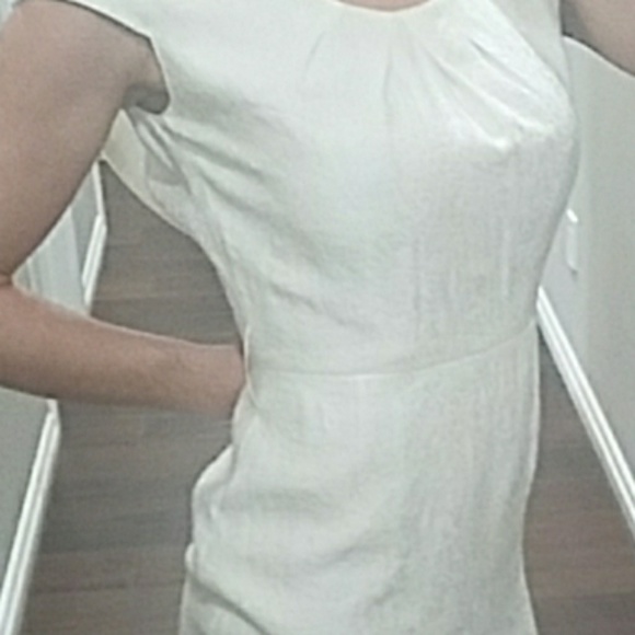 Dress - Picture 4 of 8