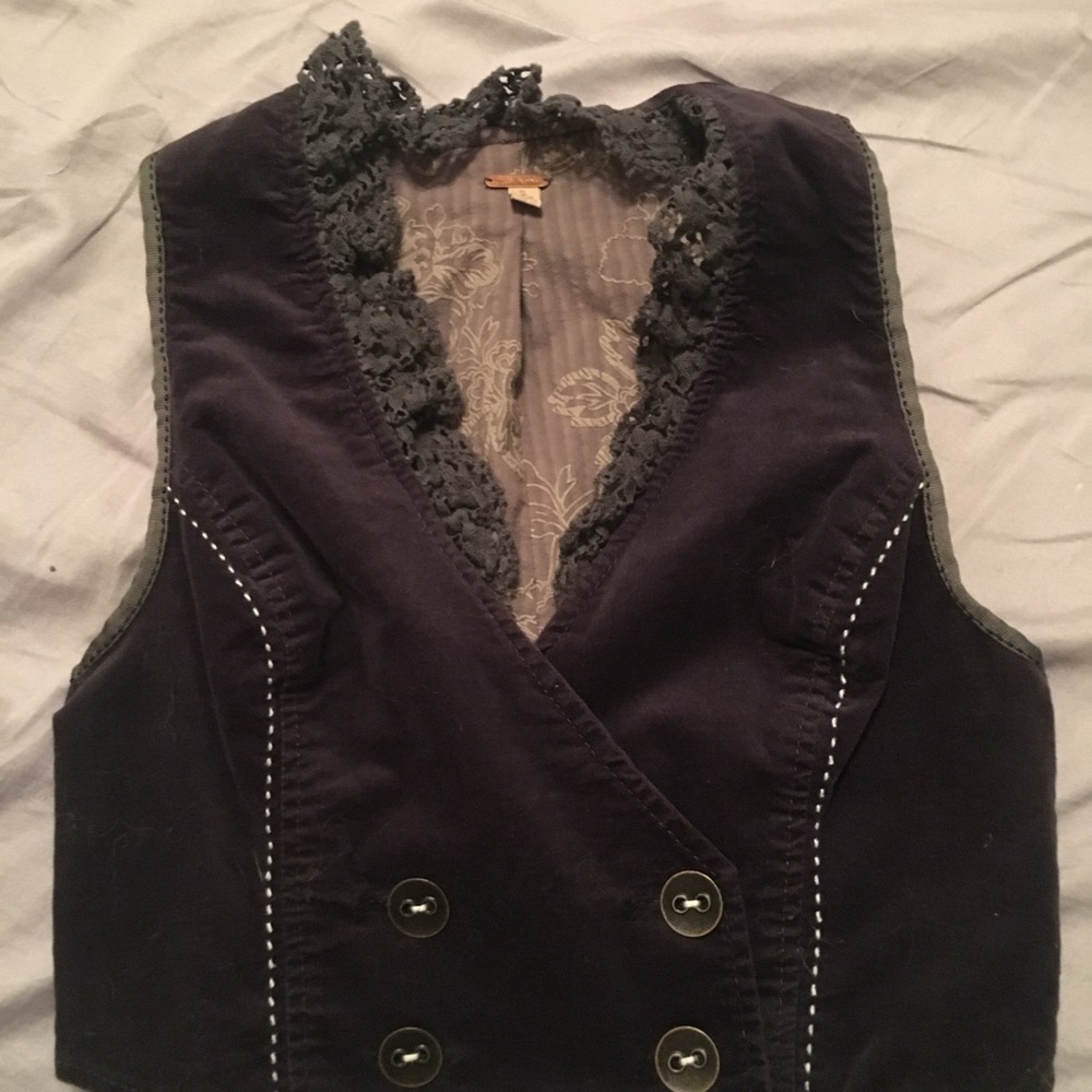 Free people cropped vest