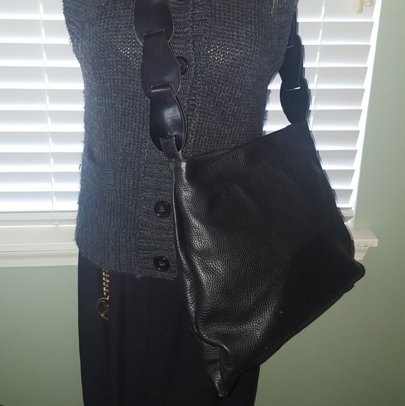 Preswick & Moore Italy Leather Crossbody - Picture 7 of 8