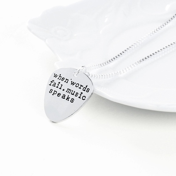 "When words fail.music speaks" necklace - Picture 3 of 5