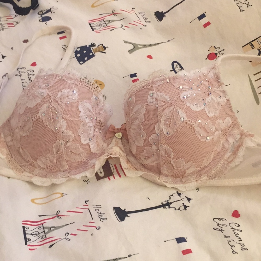 Body by Victoria Lined Demi 32D