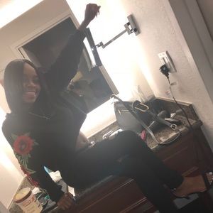 Meet your Posher, Armstead