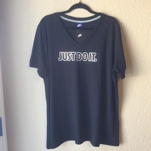 Nike V-Neck Tee