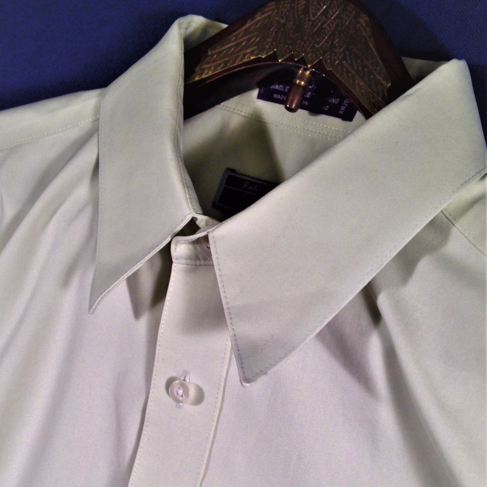 *SOLD*Roberto Villini Men's Light Green Shirt