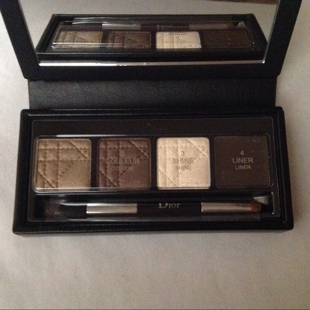NEW Limited Edition Case Dior Eyeshadow/Liner Pallet - Picture 3 of 4
