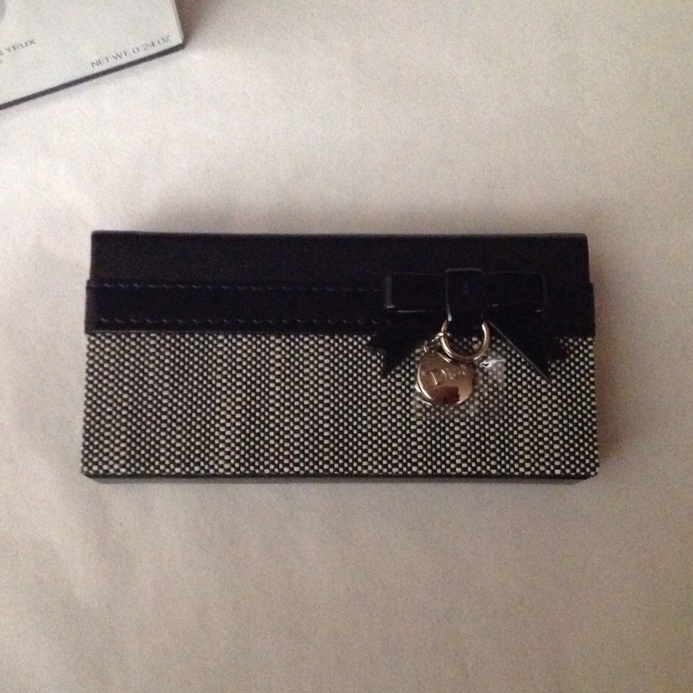 NEW Limited Edition Case Dior Eyeshadow/Liner Pallet - Picture 4 of 4