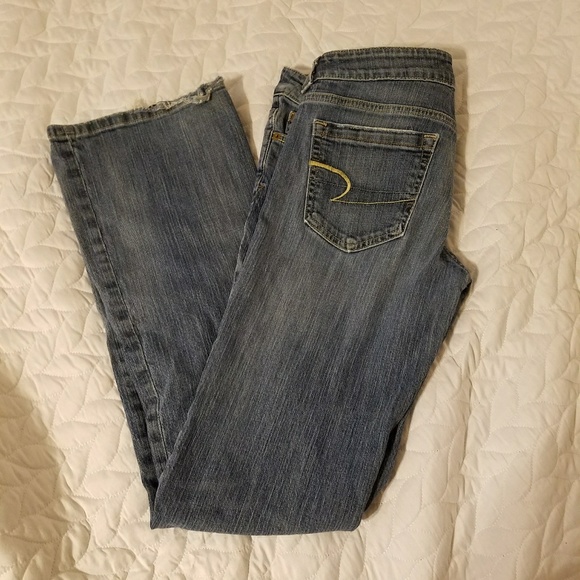 American Eagle Outfitters Denim - ⭕ 5/10 American Eagle Boyfriend Jeans